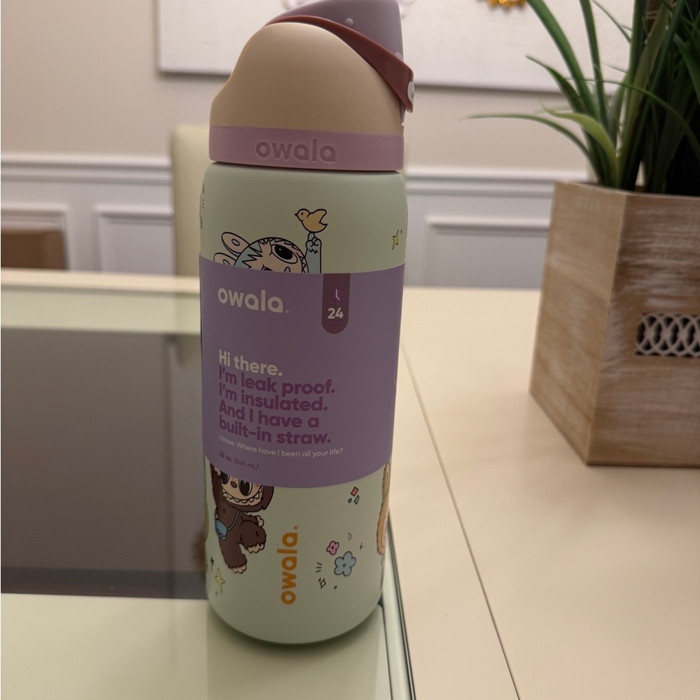 Owala 32oz Labubu limited edition